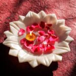 White Marble Urli Bowl – Handmade Luxury Decor for Floating Flowers & Candles thumbnail