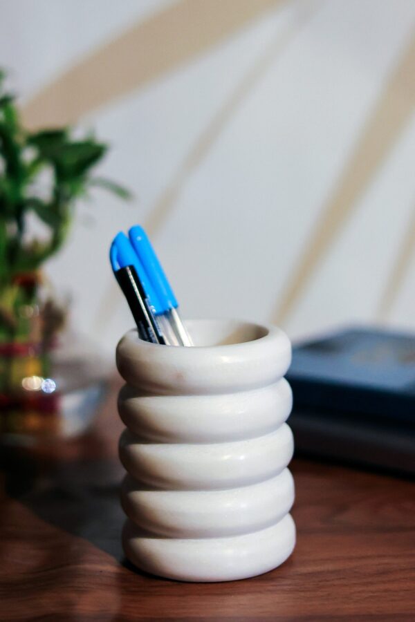 Luxury White Marble Pencil Holder – Modern Handcrafted Office Desk Organizer