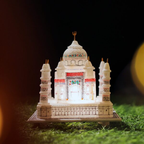 Handcrafted White Taj Mahal Miniature with Stone Inlay Work — Perfect For Wedding/Anniversary Gift (6 X 6 inch)
