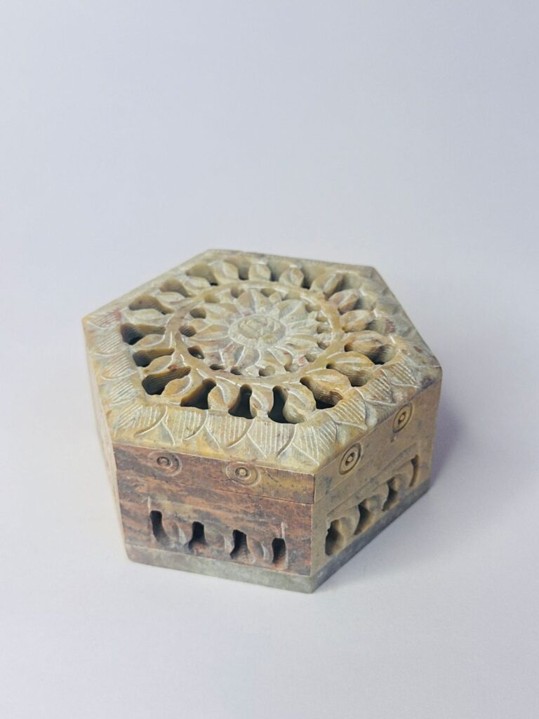 Handcrafted Marble Carving Ring  Jewelry Box Extractive Piece For Gifting 3x3x1.5 inch - image 7