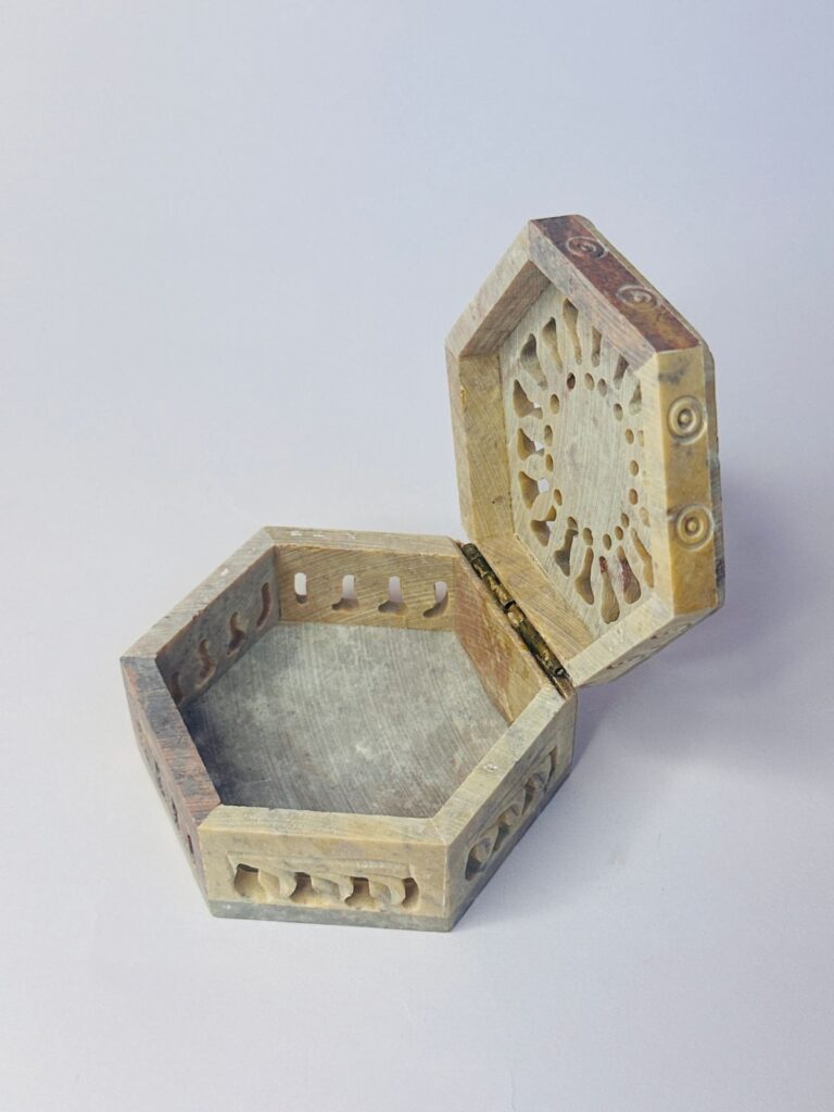 Handcrafted Marble Carving Ring  Jewelry Box Extractive Piece For Gifting 3x3x1.5 inch - image 6