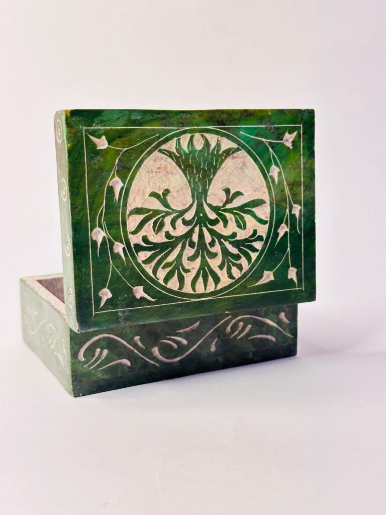 Green Color Marble Soapstone Jewelry Box Handcrafted Item For Home Decoration 3x4 Inch - image 4