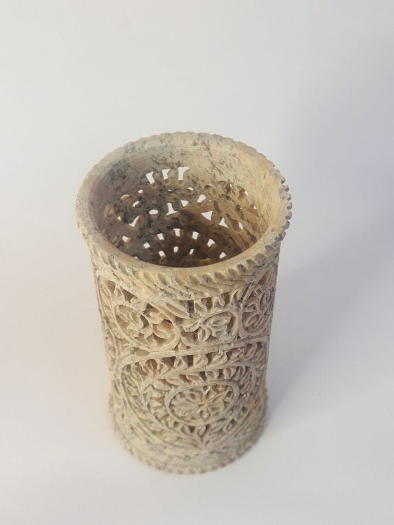 Beautiful Handcrafted Marble Flower Pot & Vase Handmade For Home Decoration - image 5